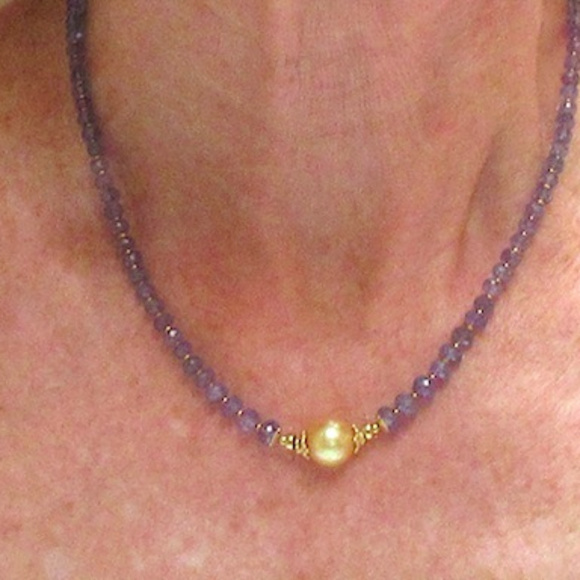 GOLDEN TAHITIAN PEARL & FACETED TANZANITE NECKLACE - Picture 8 of 8